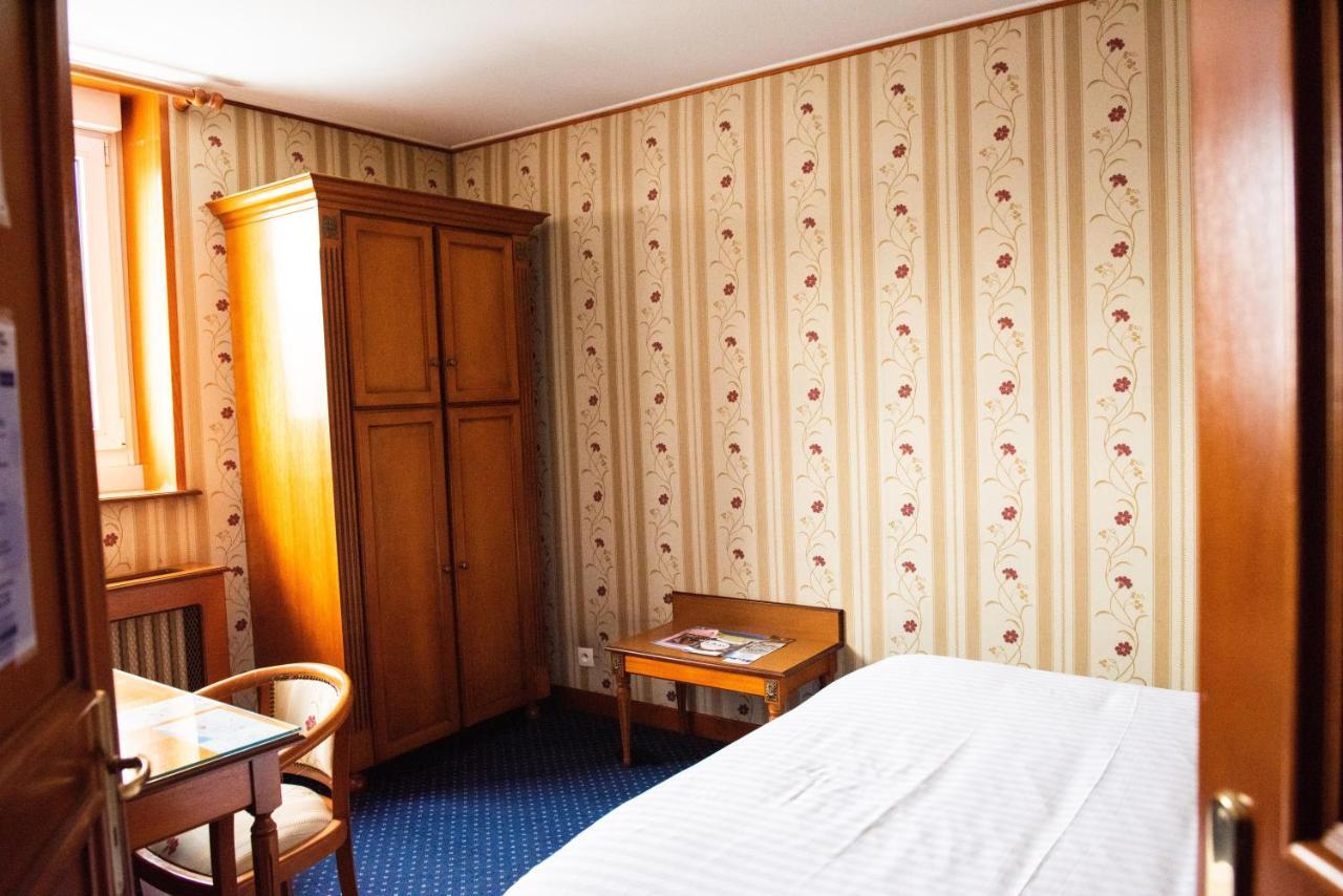 Hotel Jolly Roger Dunkirk Екстер'єр фото