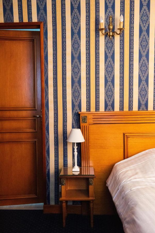 Hotel Jolly Roger Dunkirk Екстер'єр фото